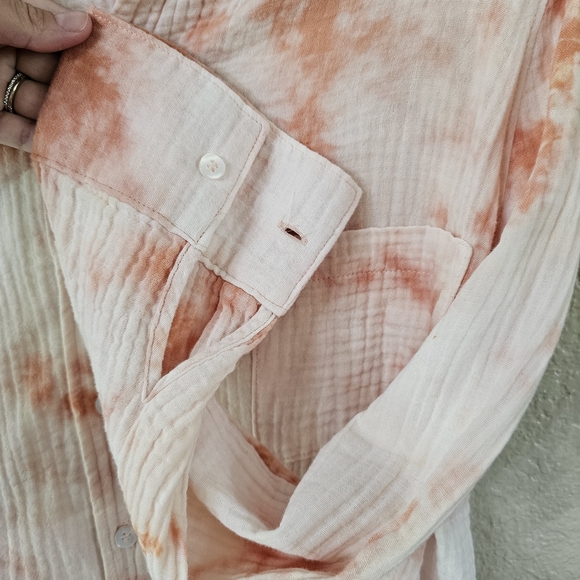 Cotton Tie-Dye Button-Down Shirt in Orange and Cream - Picture 5 of 6